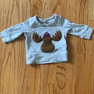 Gap 6-12 moose sweatshirt